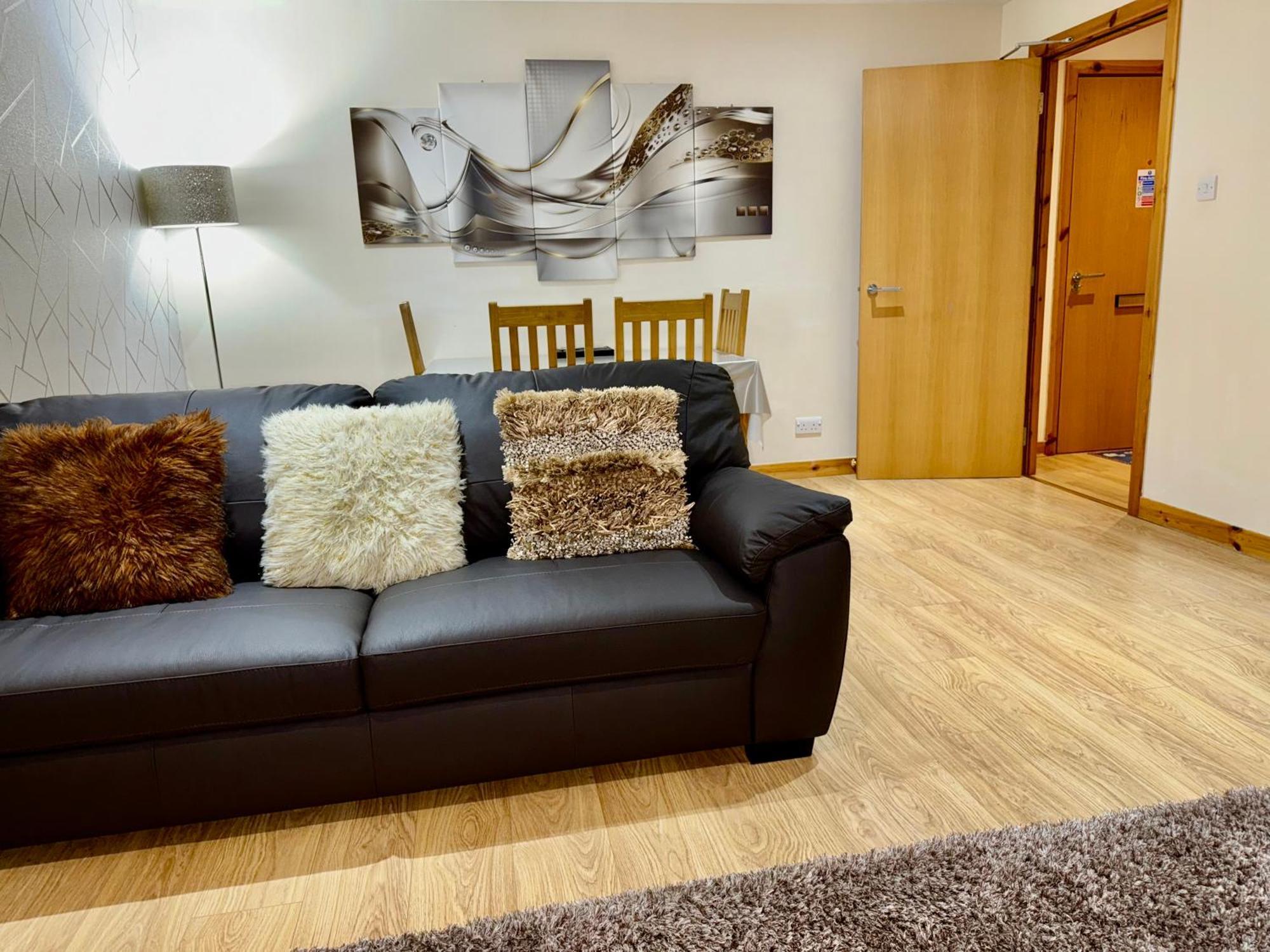 Azim And Suzi'S City Centre Apartment Inverness Exterior foto